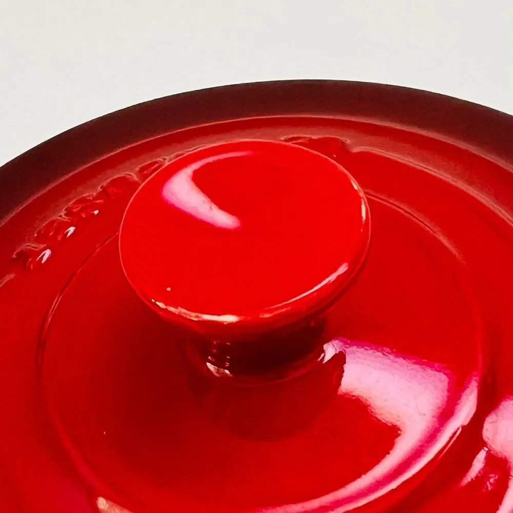 LE CREUSET Cerise 10 cm Mini Round Cocotte Covered Casserole 8 fl. oz